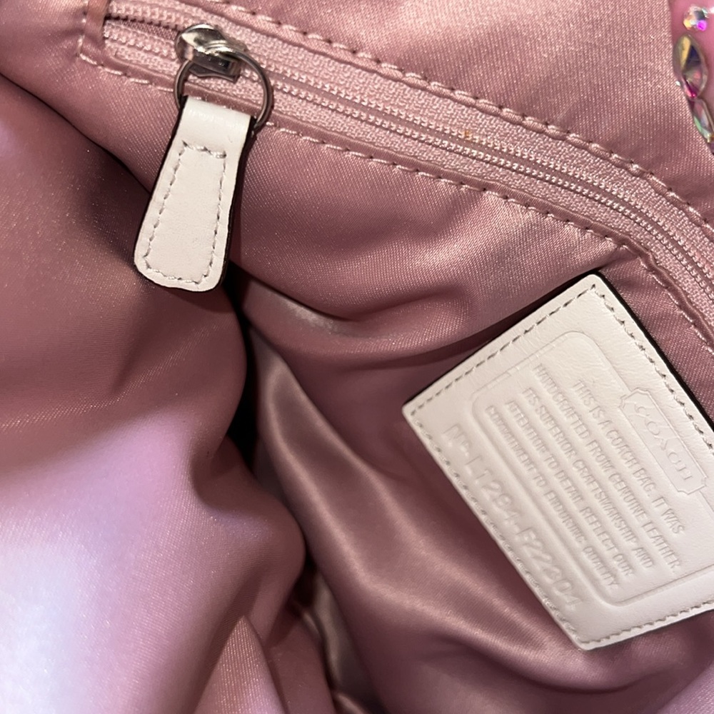 Coach🤍White Leather Pink Satin Interior
Satchel Handbag 🌸BEAUTIFUL - Picture 12 of 14